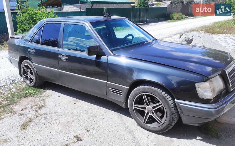 Mercedes-benz E-class (1991)