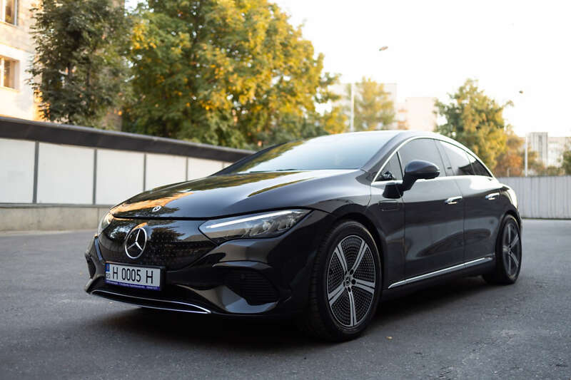 Mercedes-benz Eqe 300 (2022)