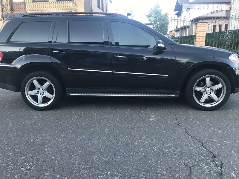 Mercedes-benz Gl-class (2008)