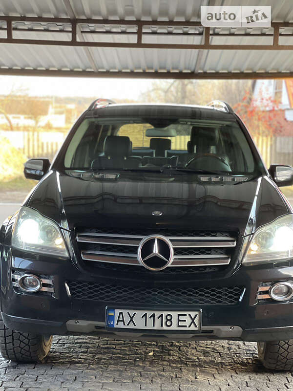 Mercedes-benz Gl-class (2008)