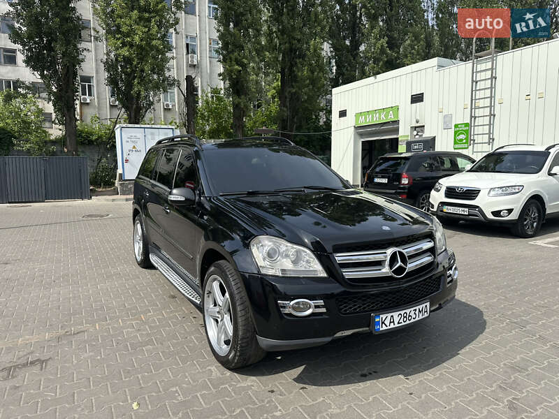 Mercedes-benz Gl-class (2007)