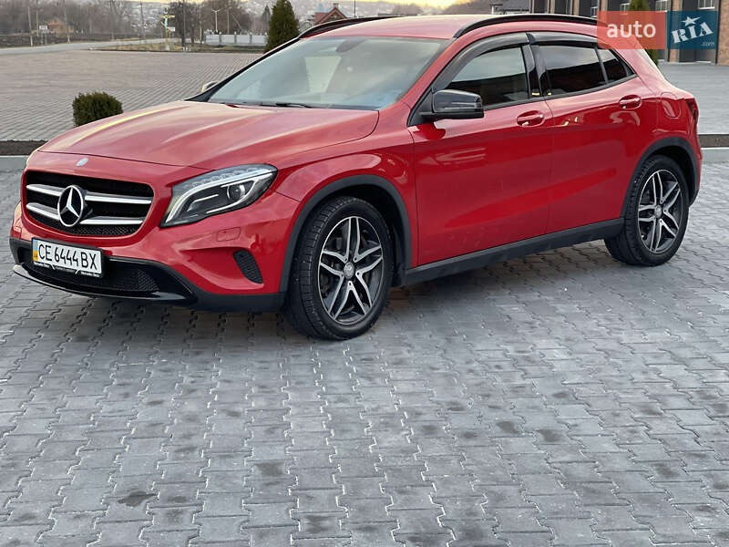 Mercedes-benz Gla-class (2015)