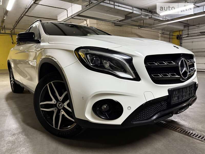 Mercedes-benz Gla 220 (2018)