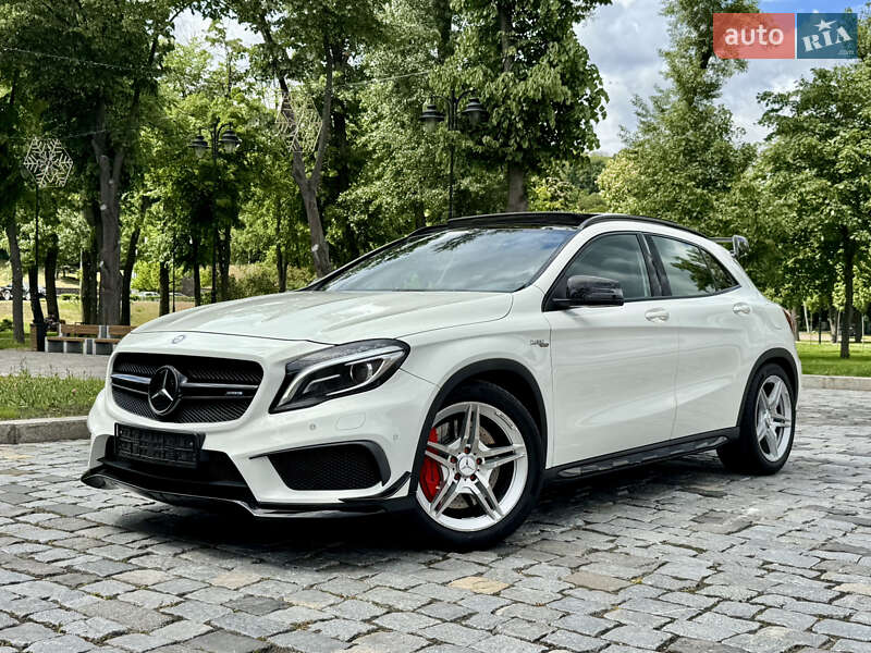 Mercedes-benz Gla-class (2016)