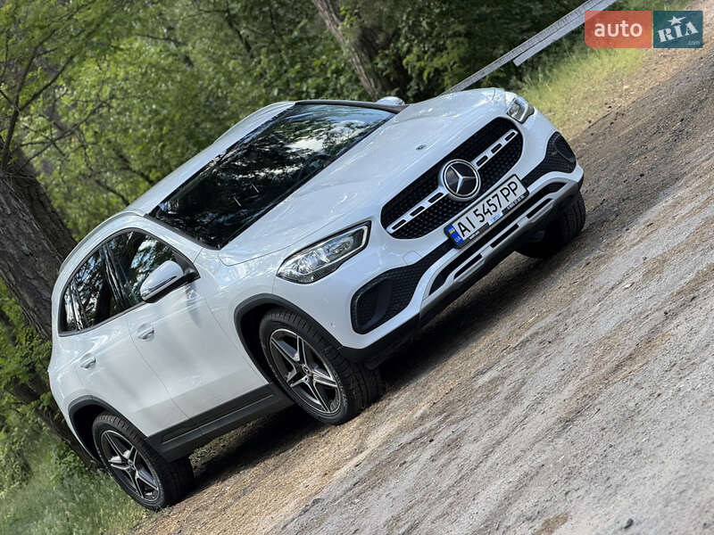 Mercedes-benz Gla-class (2020)
