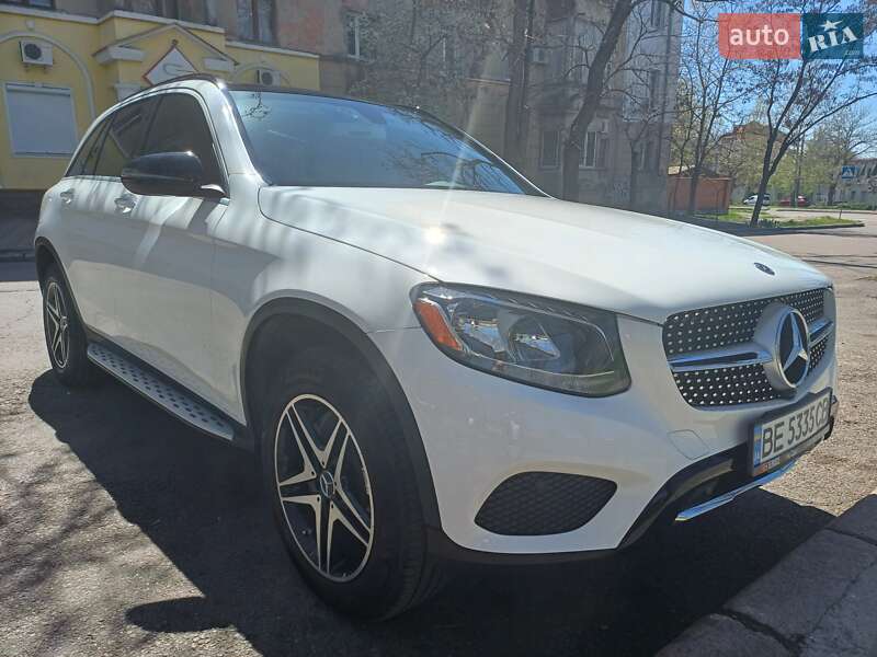 Mercedes-benz Glc-class (2017)