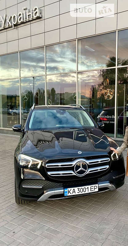 Mercedes-benz Gle 300d (2021)