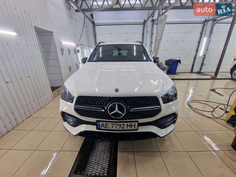Mercedes-benz Gle-class (2019)