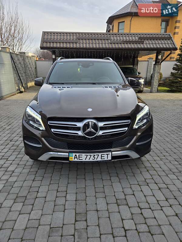 Mercedes-benz Gle-class (2016)