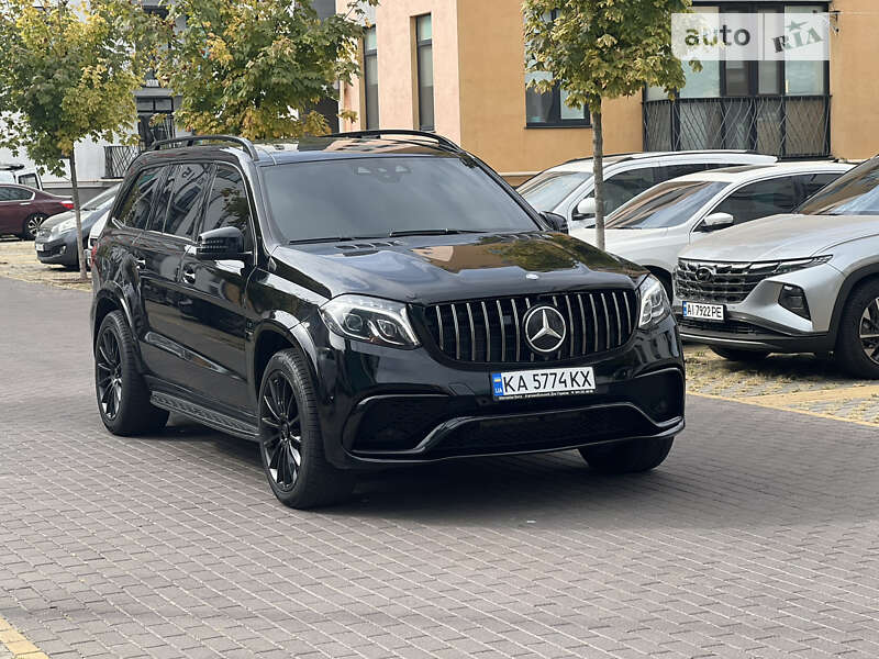 Mercedes-benz Gls 550 (2017)