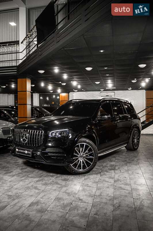 Mercedes-benz Gls-class (2022)