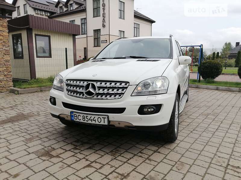 Mercedes-benz M-class (2008)