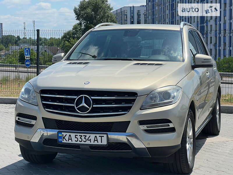 Mercedes-benz M-class (2011)