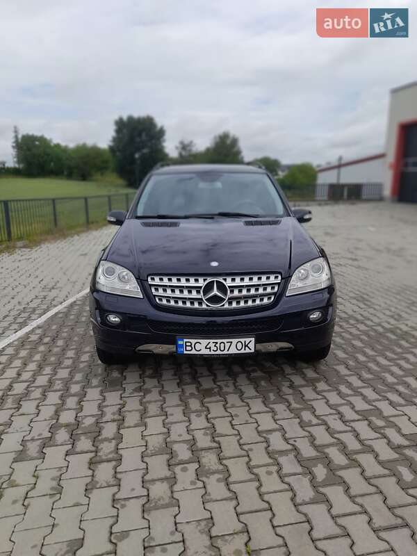 Mercedes-benz M-class (2007)