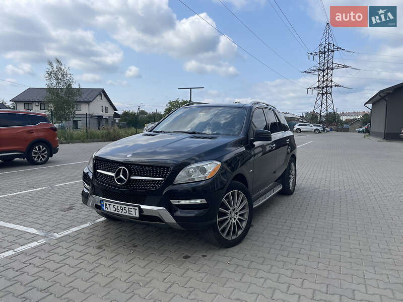 Mercedes-benz M-class (2012)