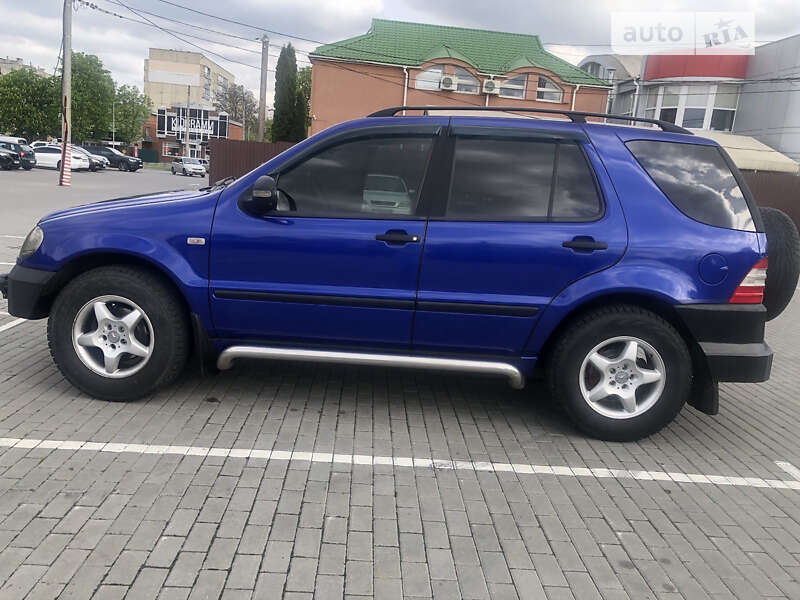 Mercedes-benz M-class (2001)