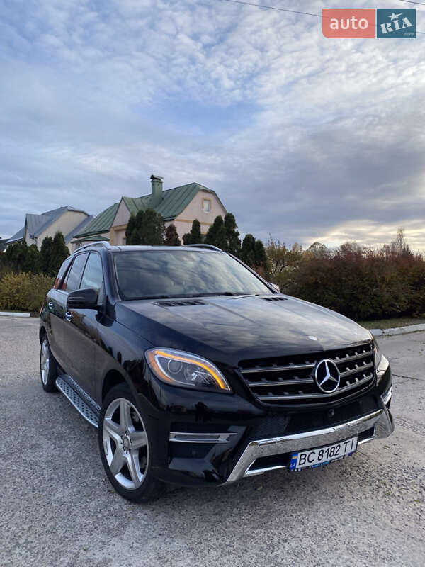 Mercedes-benz M-class (2015)