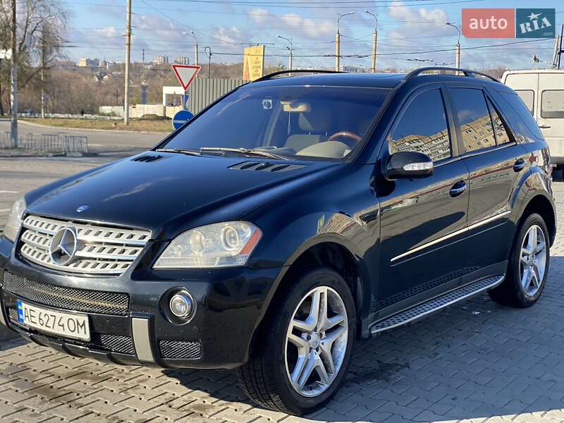 Mercedes-benz M-class (2008)