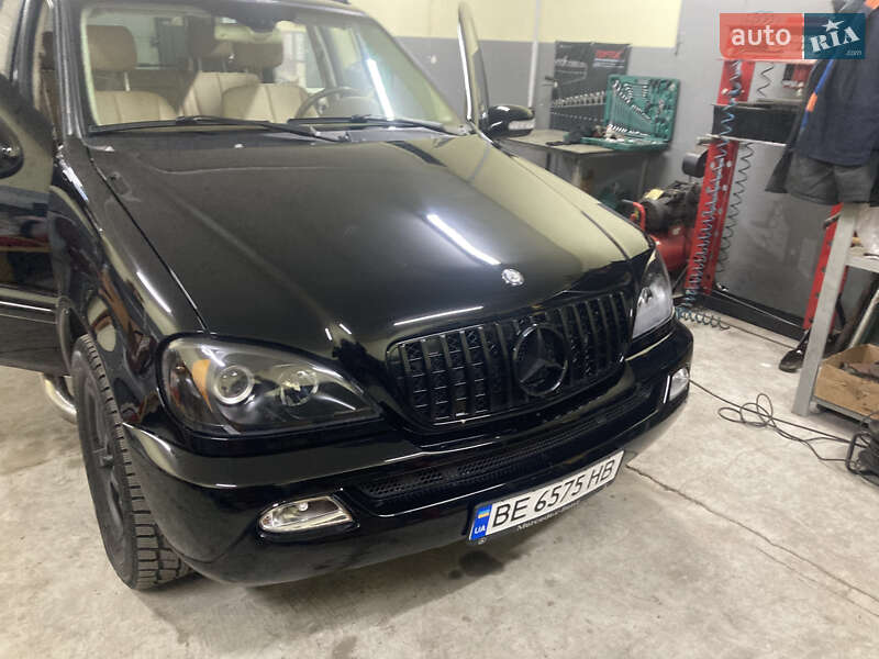 Mercedes-benz M-class (2003)