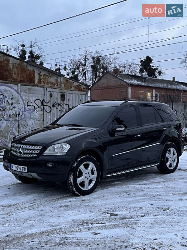 Mercedes-benz M-class (2008)