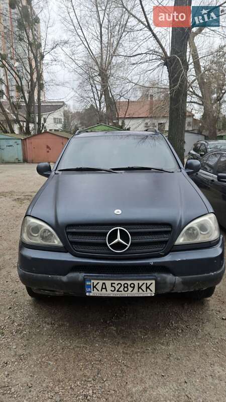 Mercedes-benz M-class (2000)