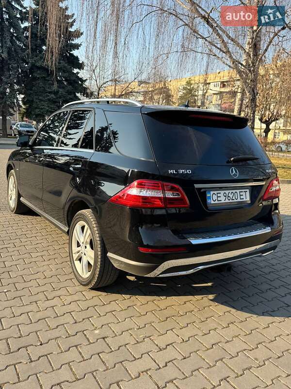 Mercedes-benz M-class (2011)