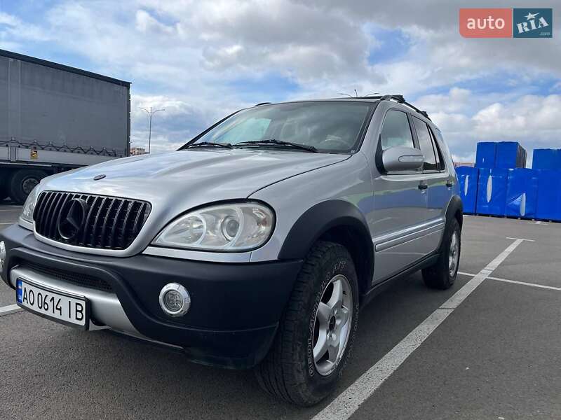 Mercedes-benz M-class (2002)