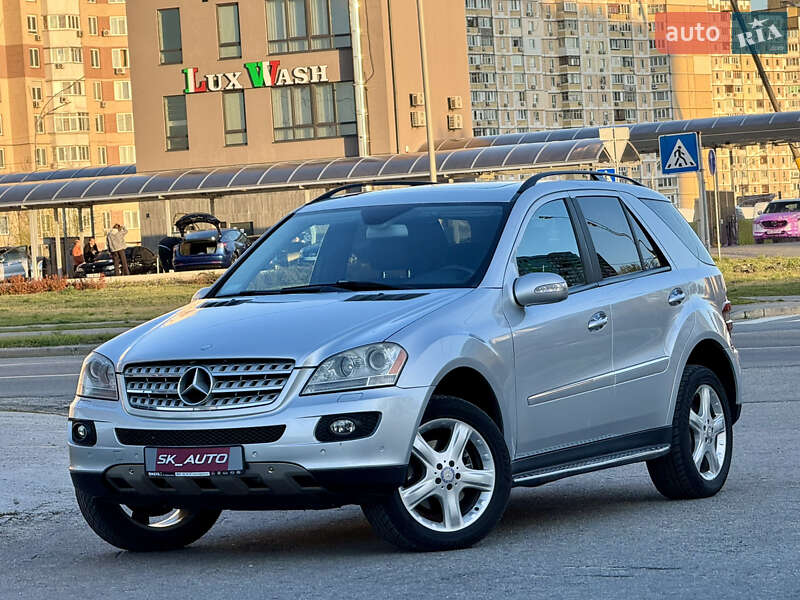 Mercedes-benz M-class (2008)
