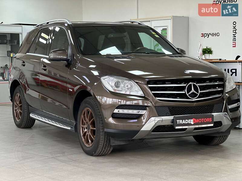 Mercedes-benz M-class (2012)