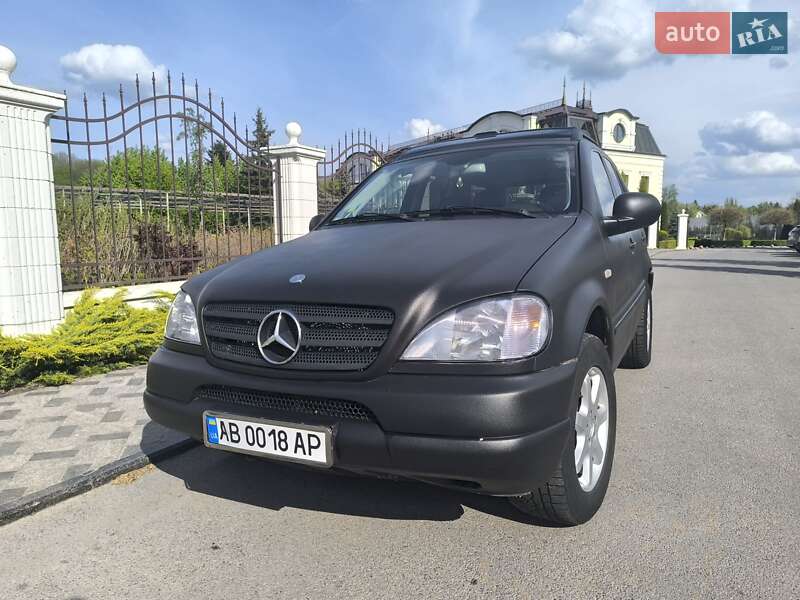Mercedes-benz M-class (2001)