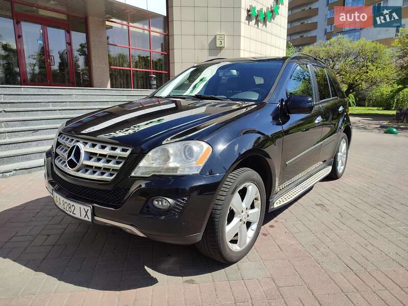 Mercedes-benz M-class (2009)