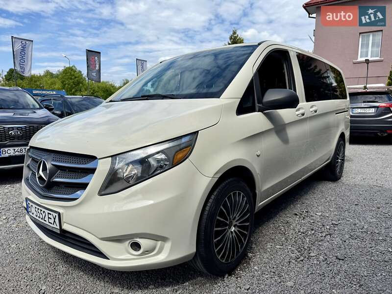 Mercedes-benz Metris (2015)