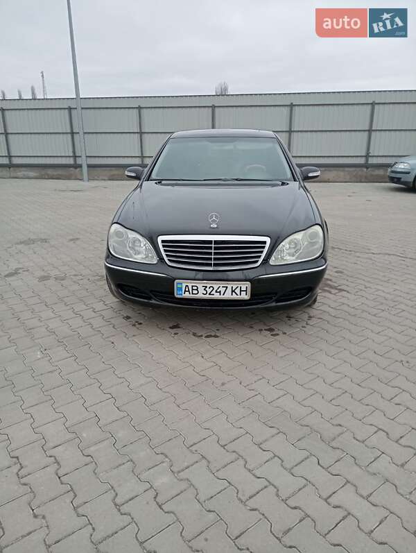 Mercedes-benz S-class (2004)