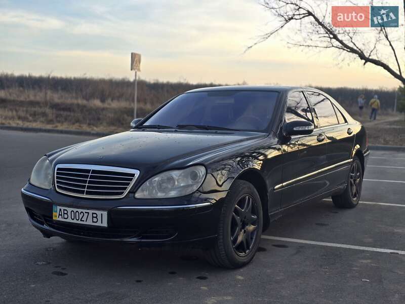 Mercedes-benz S-class (2004)