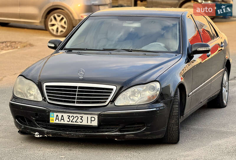 Mercedes-benz S-class (2004)