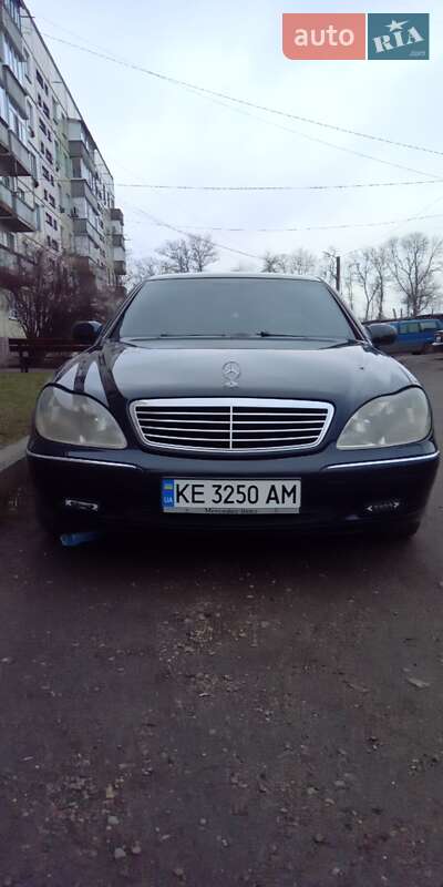 Mercedes-benz S-class (2002)