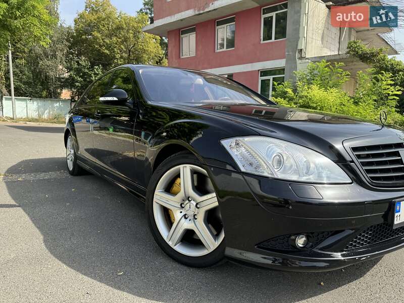Mercedes-benz S-class (2008)