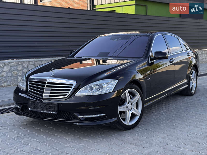 Mercedes-benz S-class (2011)