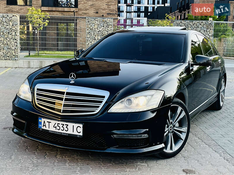 Mercedes-benz S-class (2006)