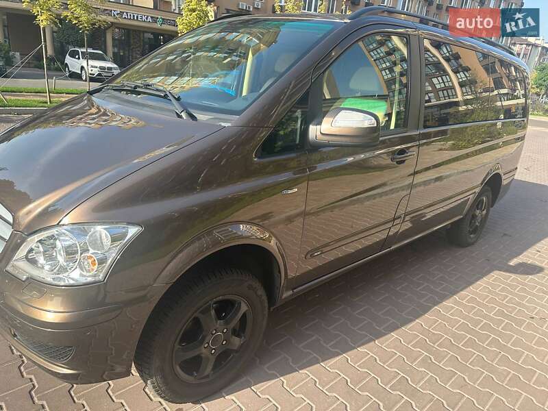 Mercedes-benz Viano (2014)