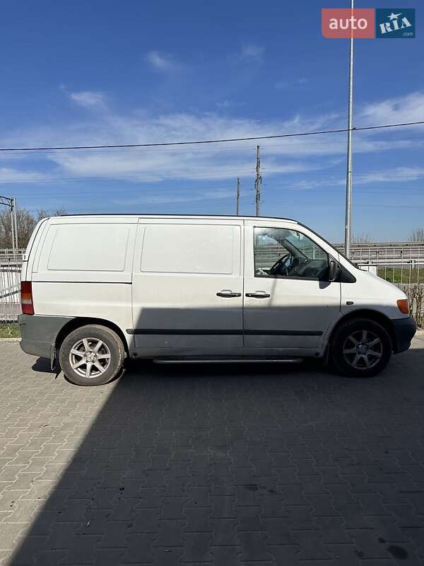 Mercedes-benz Vito (2000)