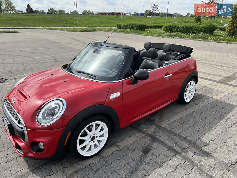 Mini Convertible (2016)