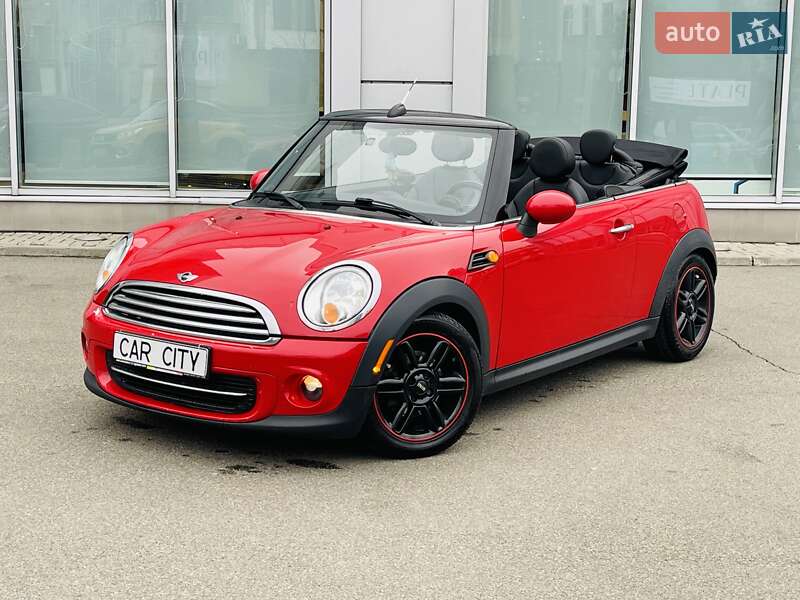 Mini Convertible (2013)