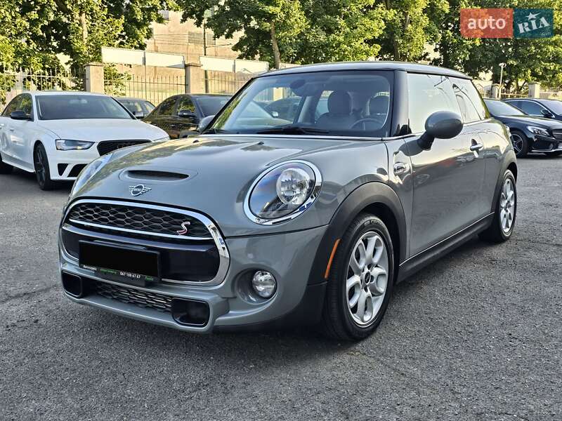 Mini Cooper (2018)