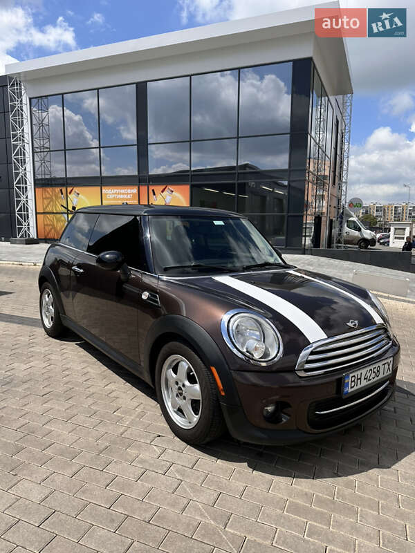 Mini Coupe (2011)