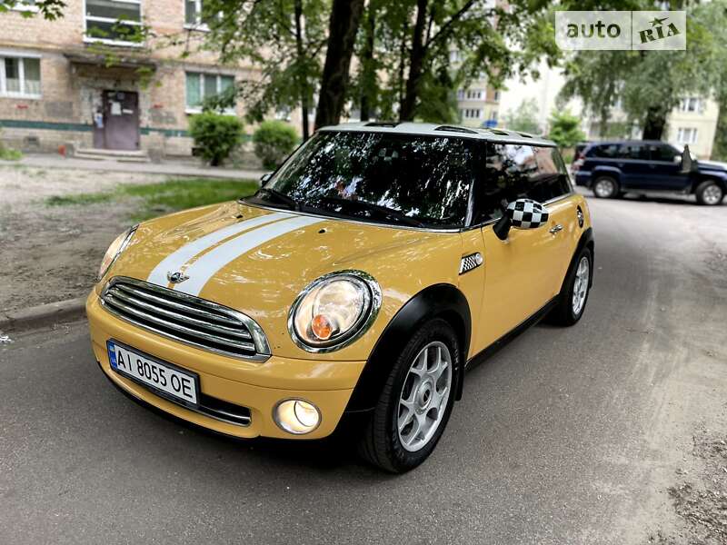 Mini Hatch (2007)