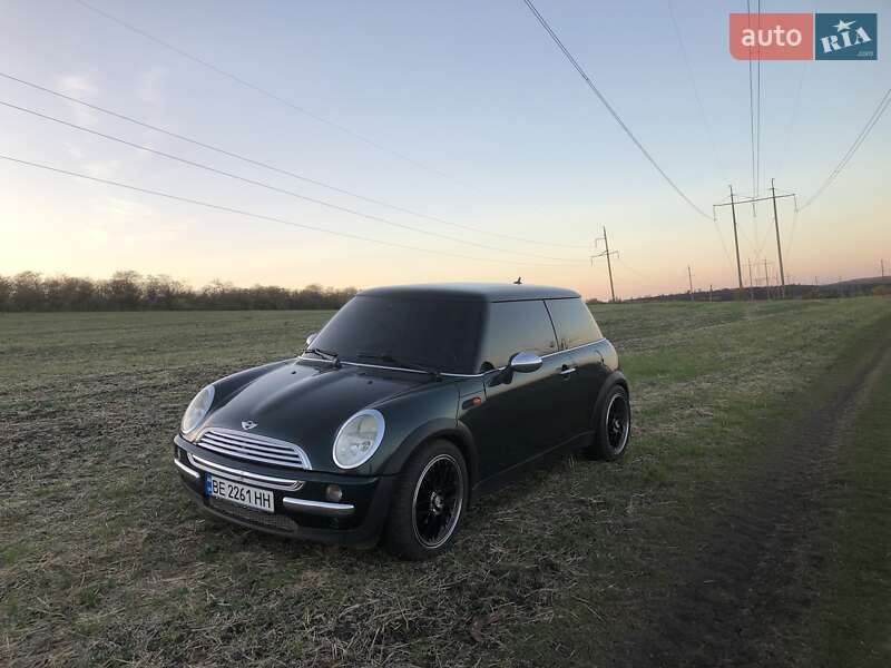 Mini Cooper (2002)