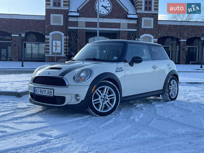 Mini Hatch (2012)