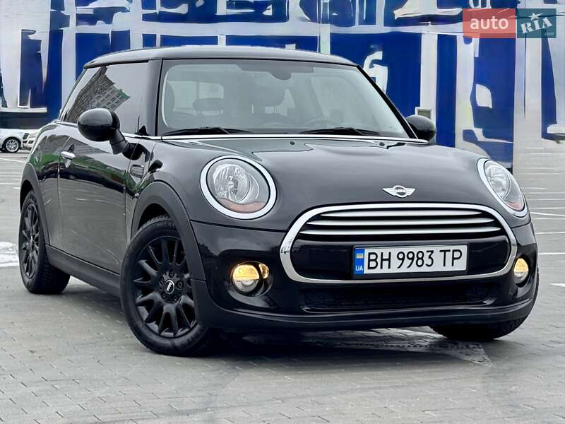 Mini Hatch (2014)