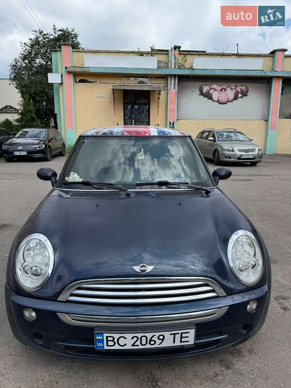 Mini Hatch (2006)
